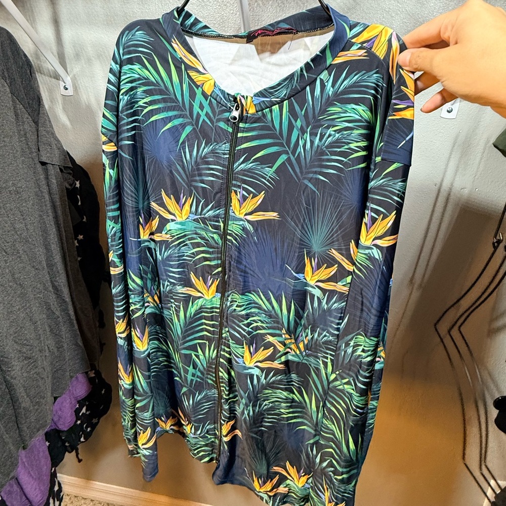 ⚡️Hanna Nikole 24W Tropical Rash Guard Zip Front Long Sleeve Swim Top